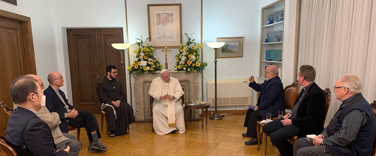 « LA LOGIQUE DE L’INEXPLICABLE » Entretien du pape François avec les jésuites de Grèce
